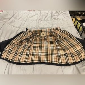 Men’s Burberry puffer jacket size L